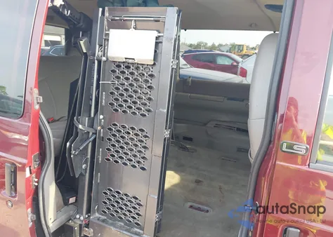 2002 Chevrolet Astro Ls from USA, damaged, VIN 1GNEL19X62B151314